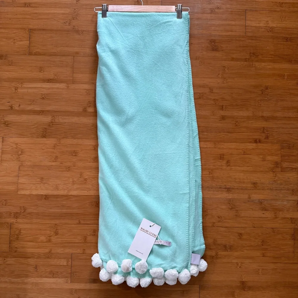 Malibu Luxxe flaws tags