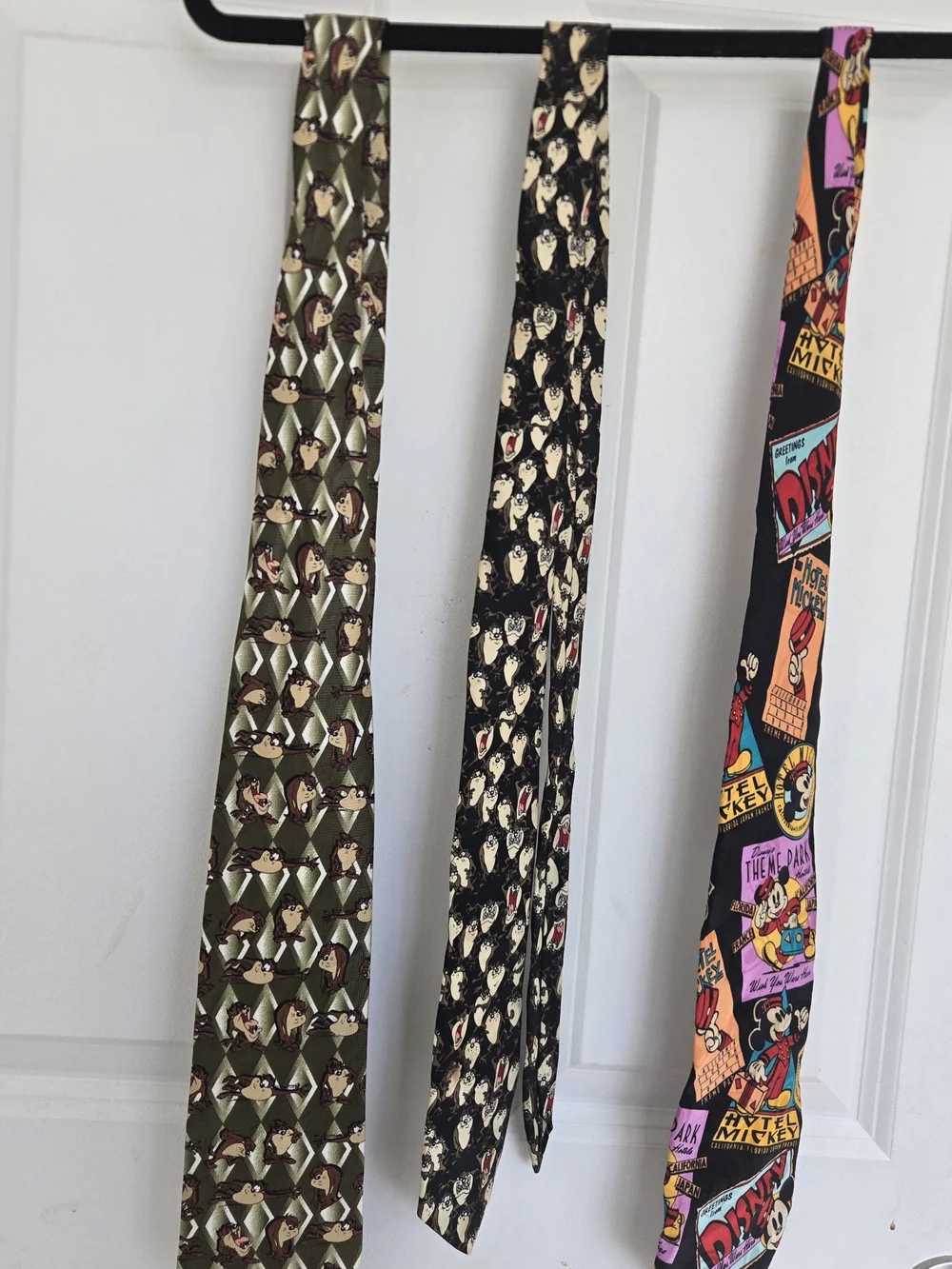 Looney Tunes Mania dress theme