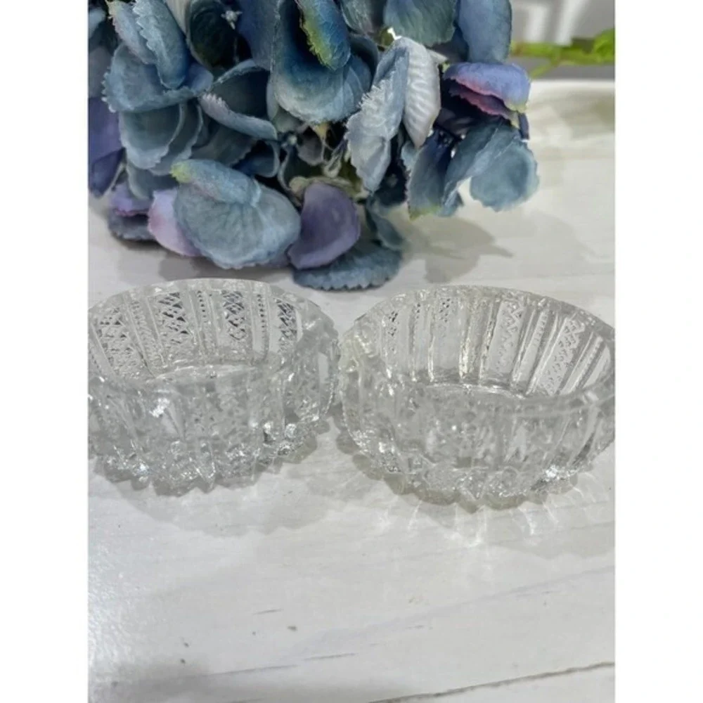 N/A material vintage dish
