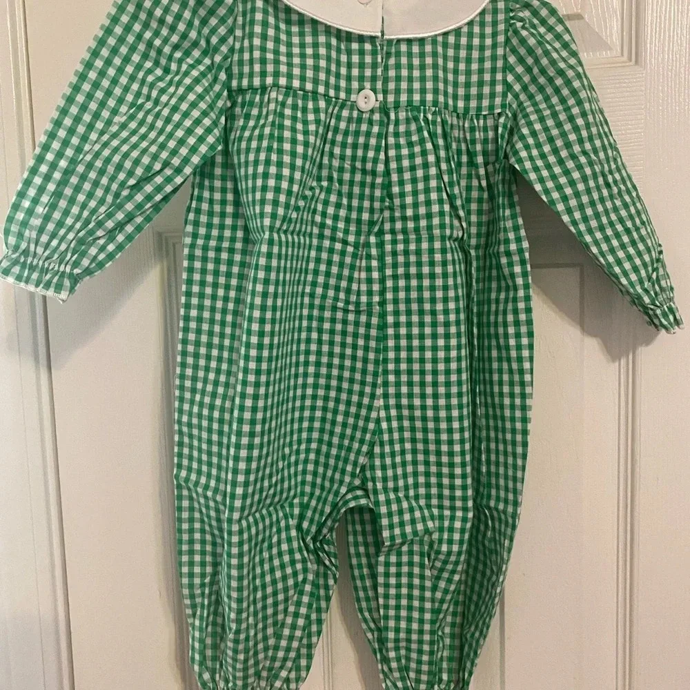 N/A light embroidered